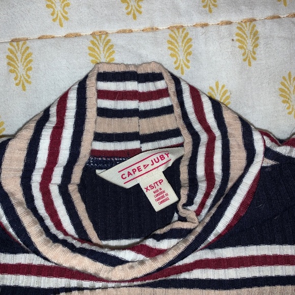 Aeropostale one piece - Picture 2 of 2